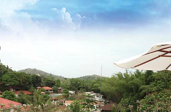 Grand Thekkady Hotel Kumily ภายนอก รูปภาพ