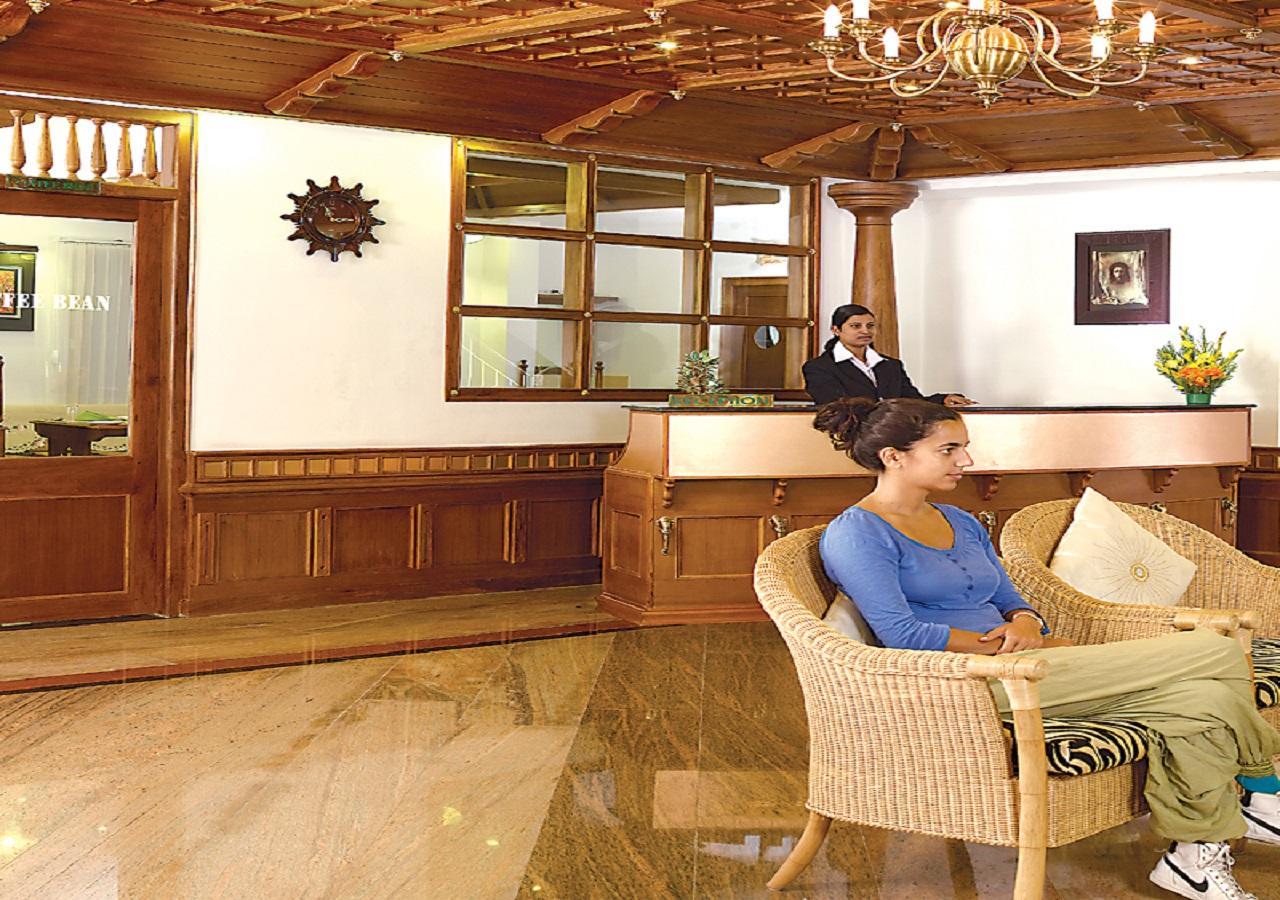 Grand Thekkady Hotel Kumily ภายนอก รูปภาพ