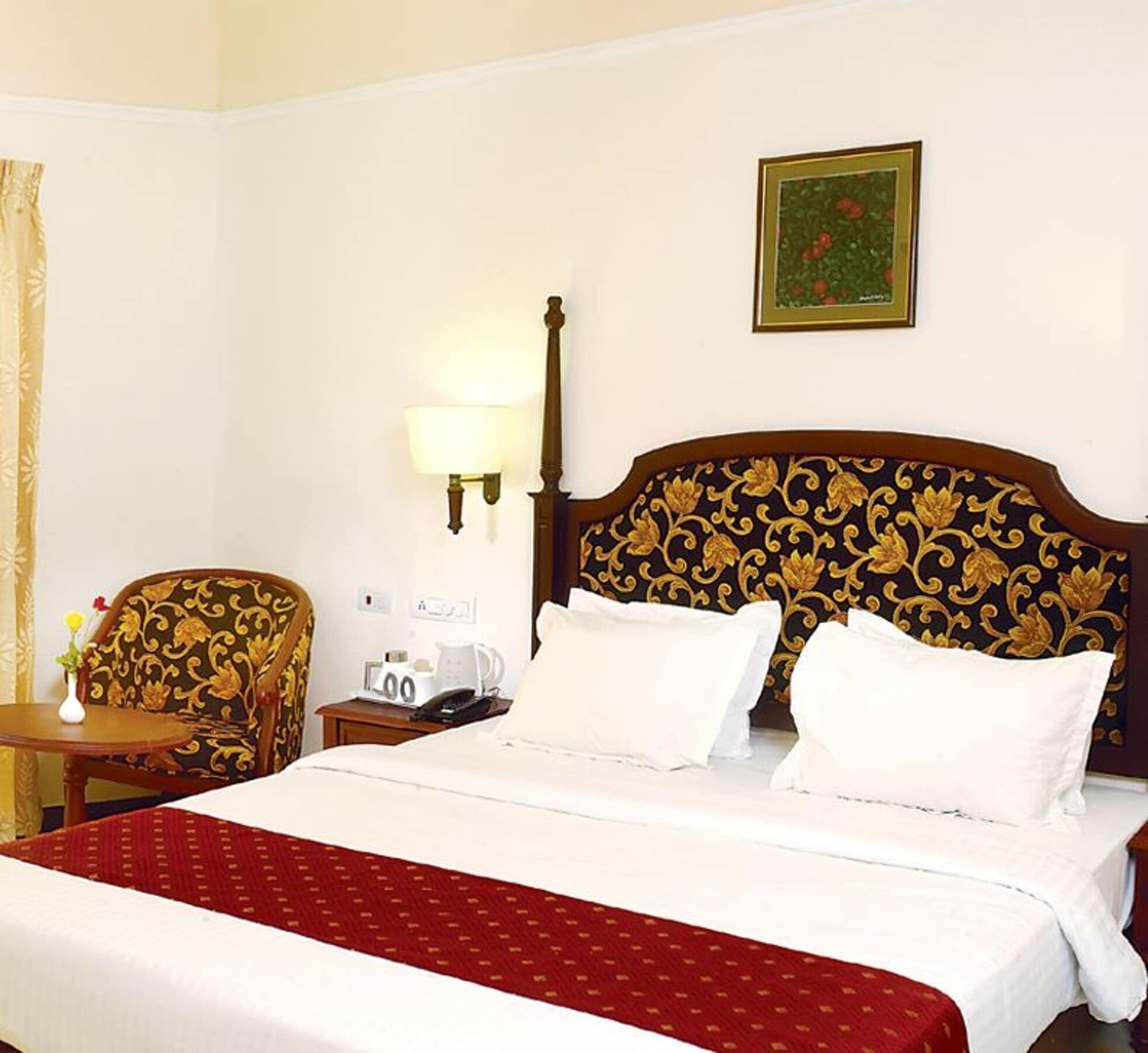 Grand Thekkady Hotel Kumily ภายนอก รูปภาพ